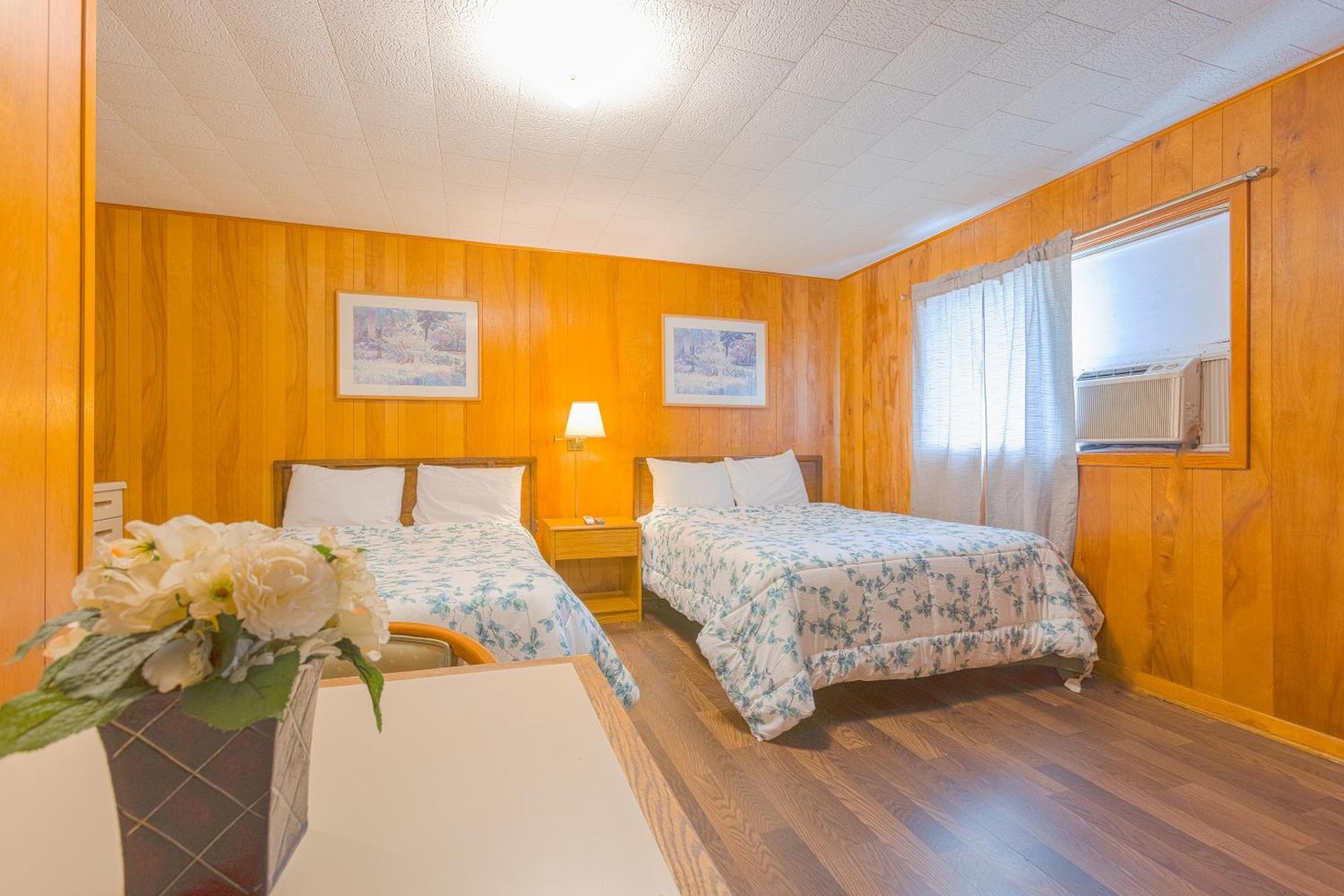 Parkside Motel By Oyo Meadville Conneaut Lake Conneaut Lakeshore Exterior photo