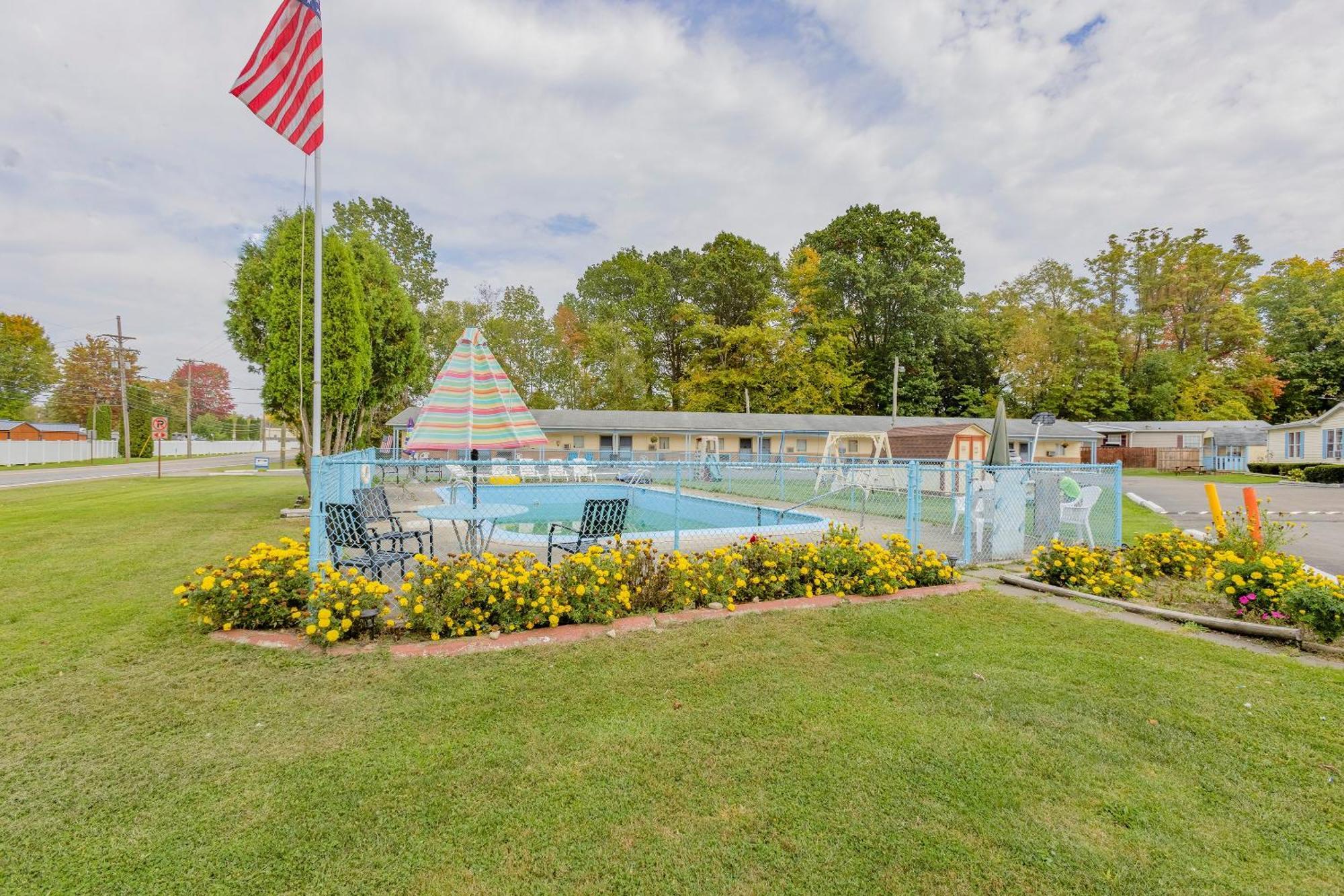 Parkside Motel By Oyo Meadville Conneaut Lake Conneaut Lakeshore Exterior photo